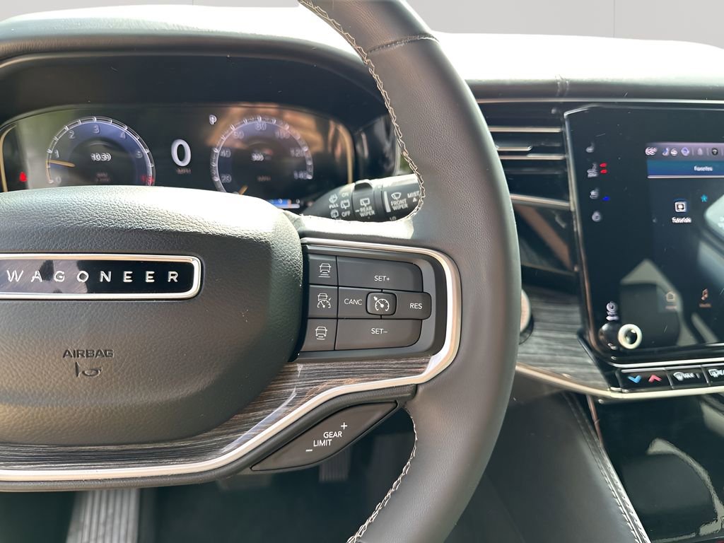 Used 2022 Jeep Wagoneer Series II image 31