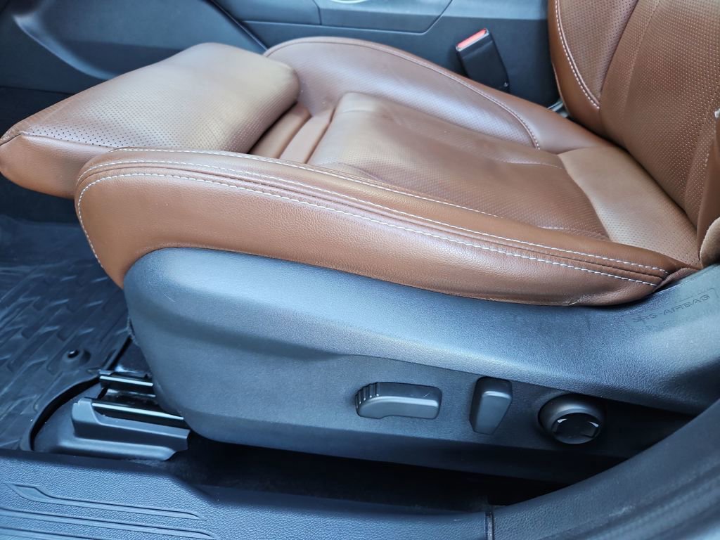 Used 2020 Subaru Outback Touring XT image 28