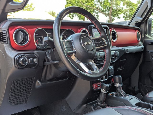 Used 2021 Jeep Gladiator Rubicon AWD/4WD image 9