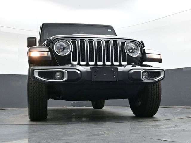 Used 2022 Jeep Wrangler Unlimited Sahara w/ Dual Top Group image 51