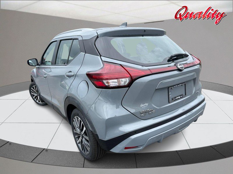 Used 2022 Nissan Kicks SV FWD image 5