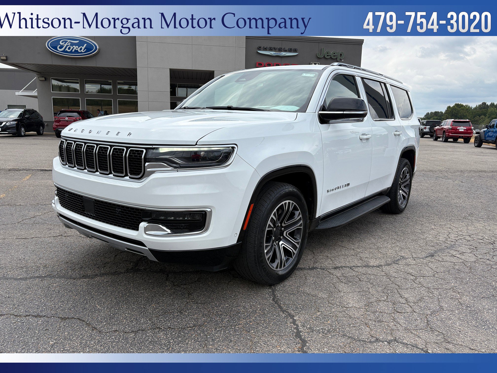 Used 2024 Jeep Wagoneer Series II w/ Flexible Seating Group image 1