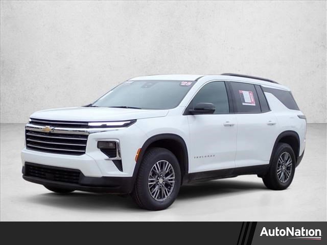 Used 2025 Chevrolet Traverse LT