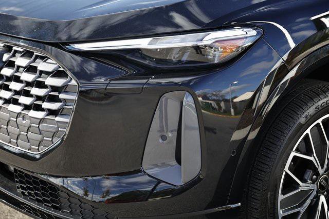 Certified 2025 Audi Q5 Premium Plus w/ Premium Plus image 12