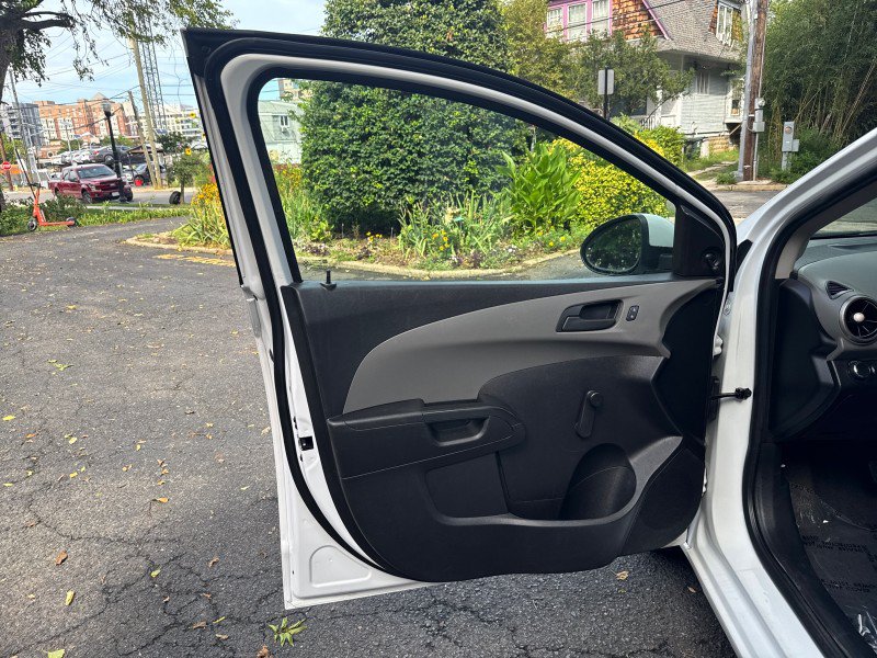 Used 2015 Chevrolet Sonic LS FWD image 10
