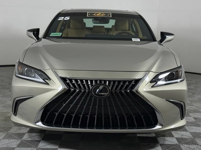 Used 2025 Lexus ES 350 w/ Premium Package FWD image 12