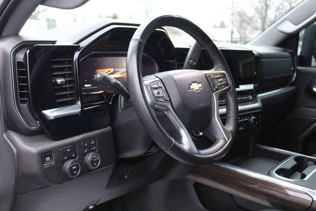 Used 2025 Chevrolet Silverado 2500 LT w/ All Star Edition image 13