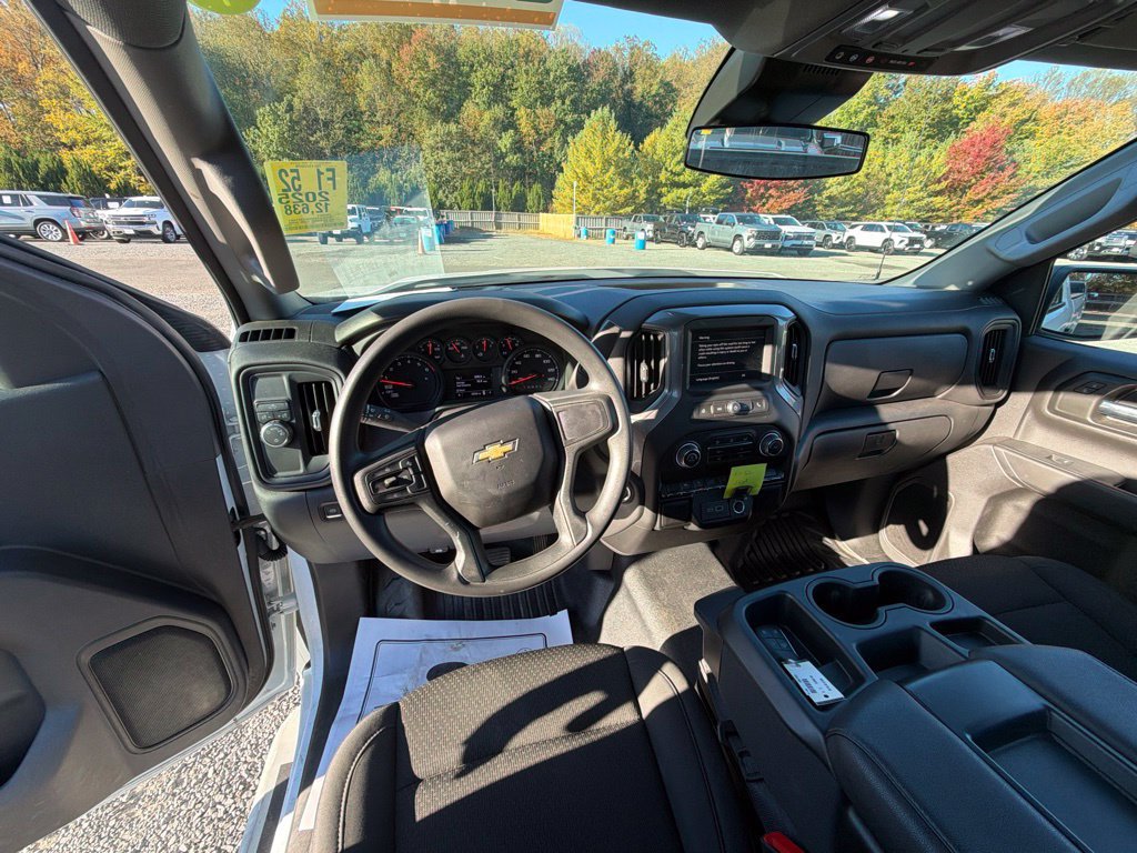 Used 2025 Chevrolet Silverado 1500 W/T RWD image 15
