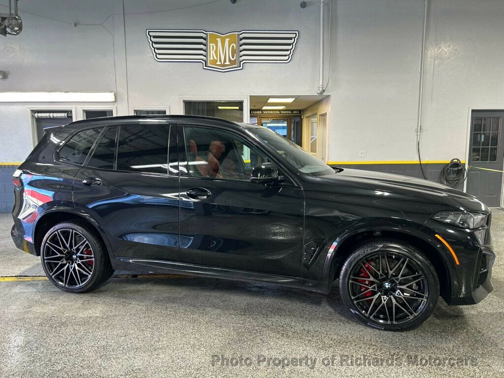 Used 2024 BMW X5 M Competition AWD/4WD image 1