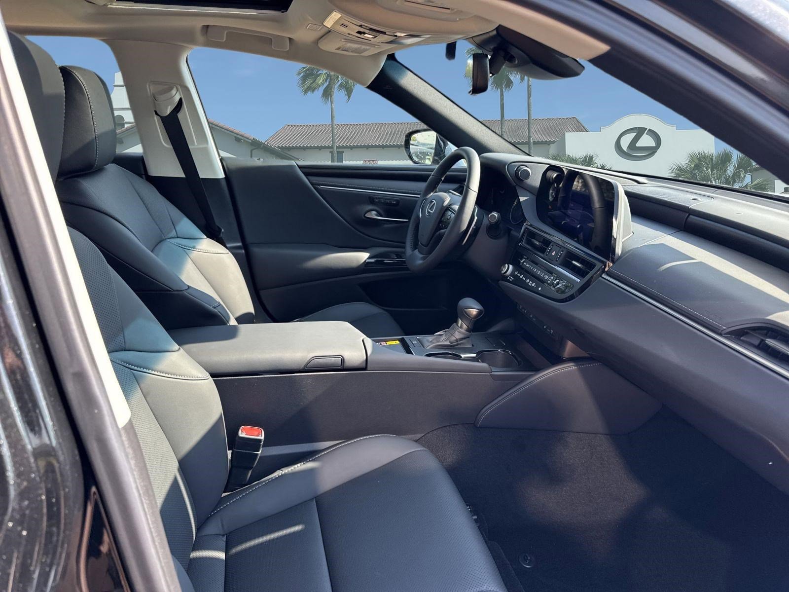 New 2025 Lexus ES 350 w/ Premium Package image 13