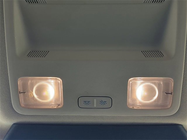 Used 2020 Ford Escape SE Sport image 24