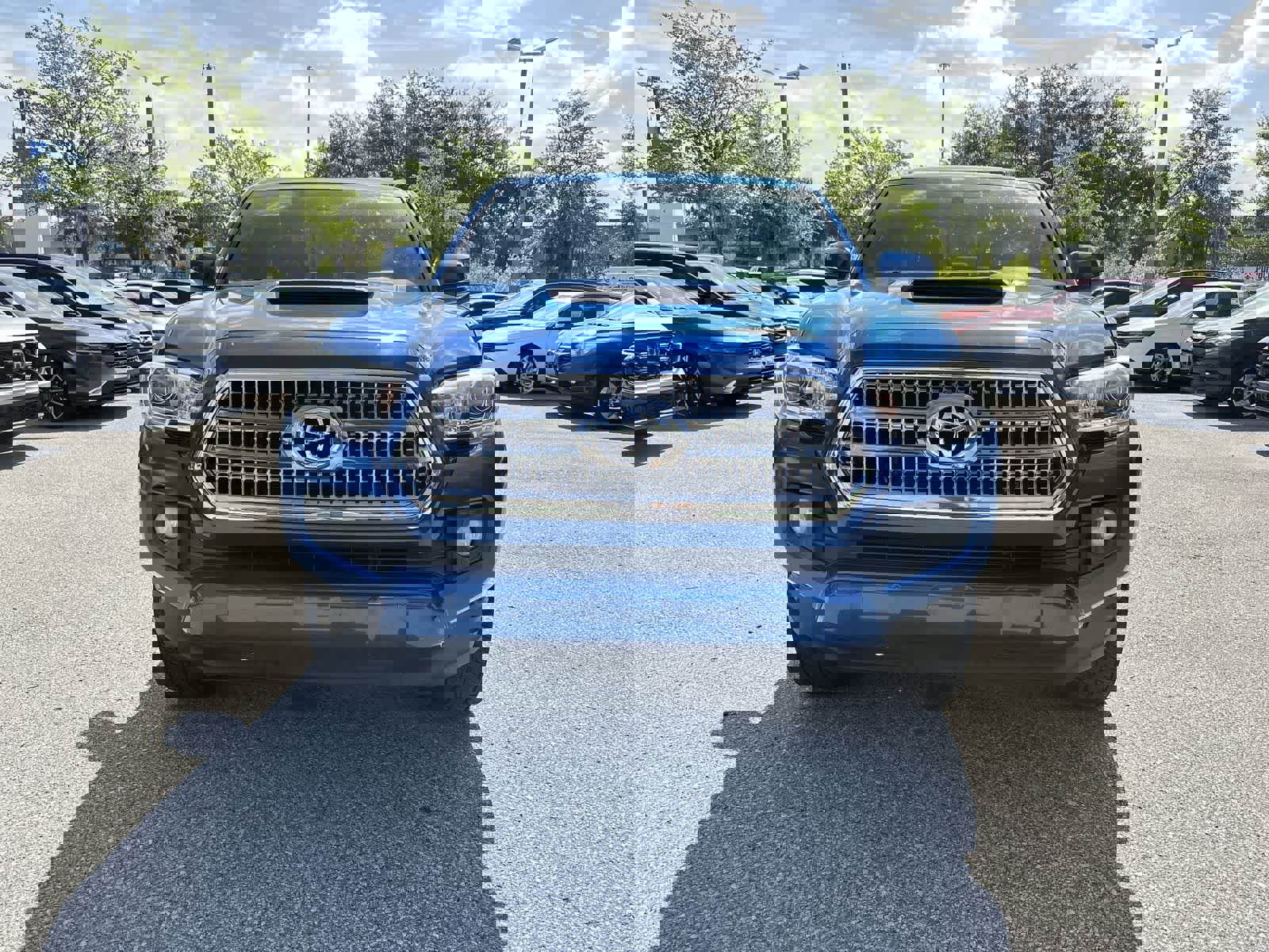 Used 2017 Toyota Tacoma TRD Sport w/ Tow Package image 9