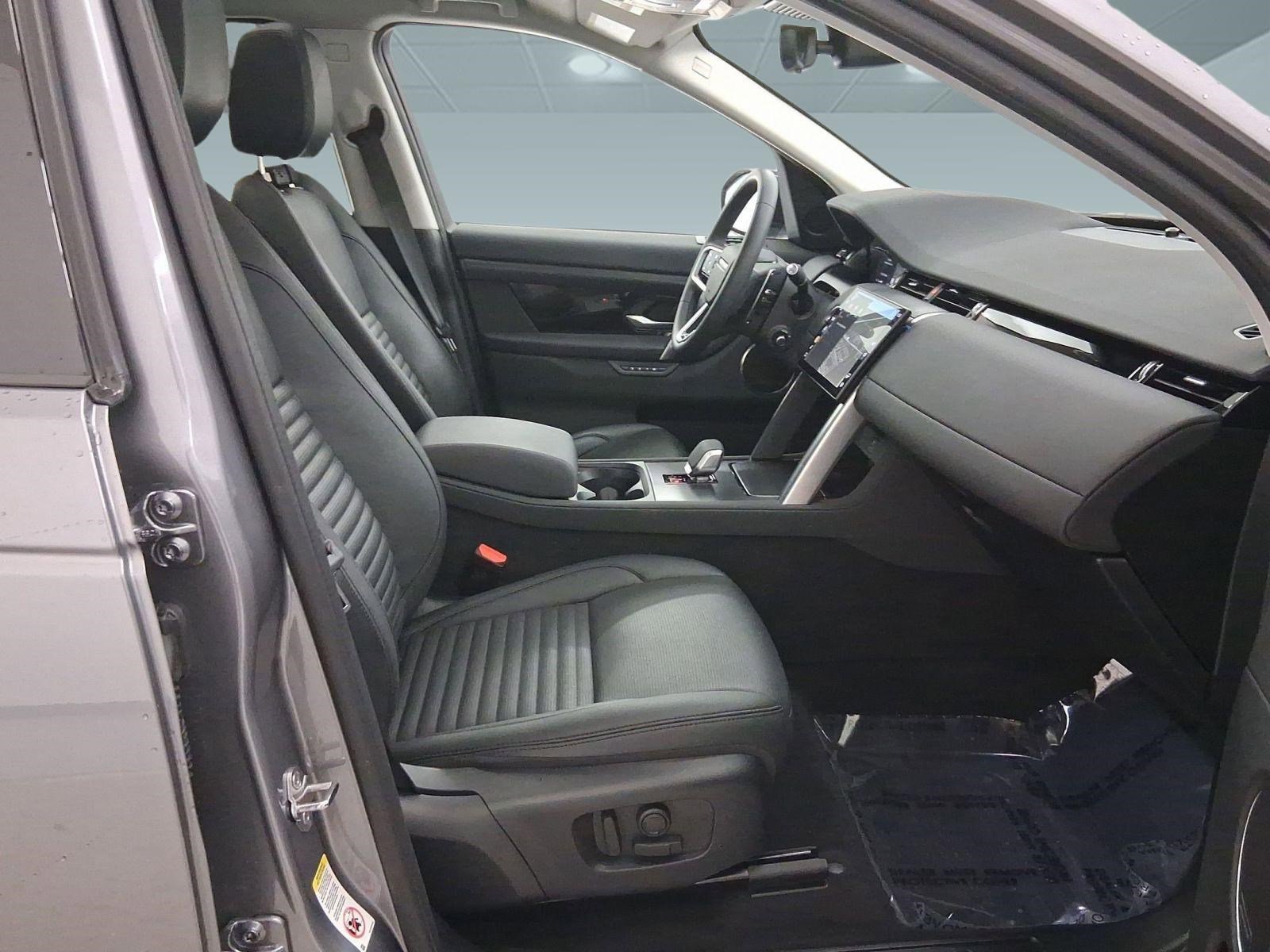 Used 2025 Land Rover Discovery Sport S image 35