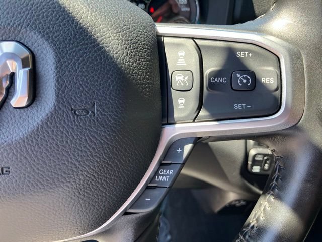 Used 2024 RAM 2500 Big Horn w/ Safety Group AWD/4WD image 17