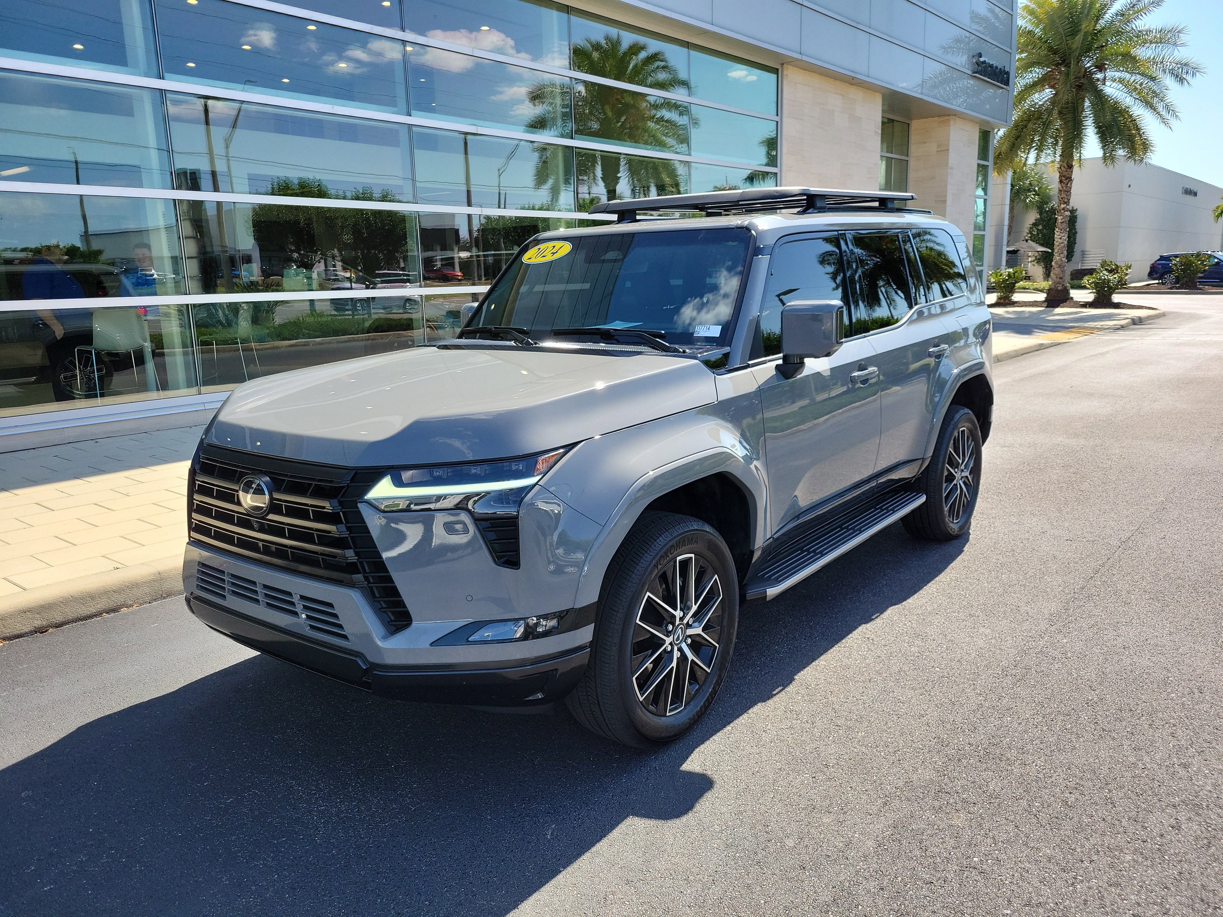 Used 2024 Lexus GX 550 w/ Accessory Package (Z1) AWD/4WD image 8