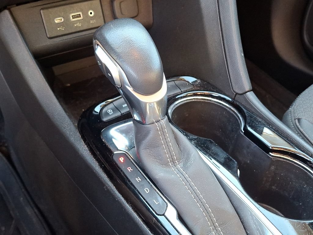 Used 2023 Buick Encore GX Preferred w/ Cold Weather Comfort Package AWD/4WD image 14