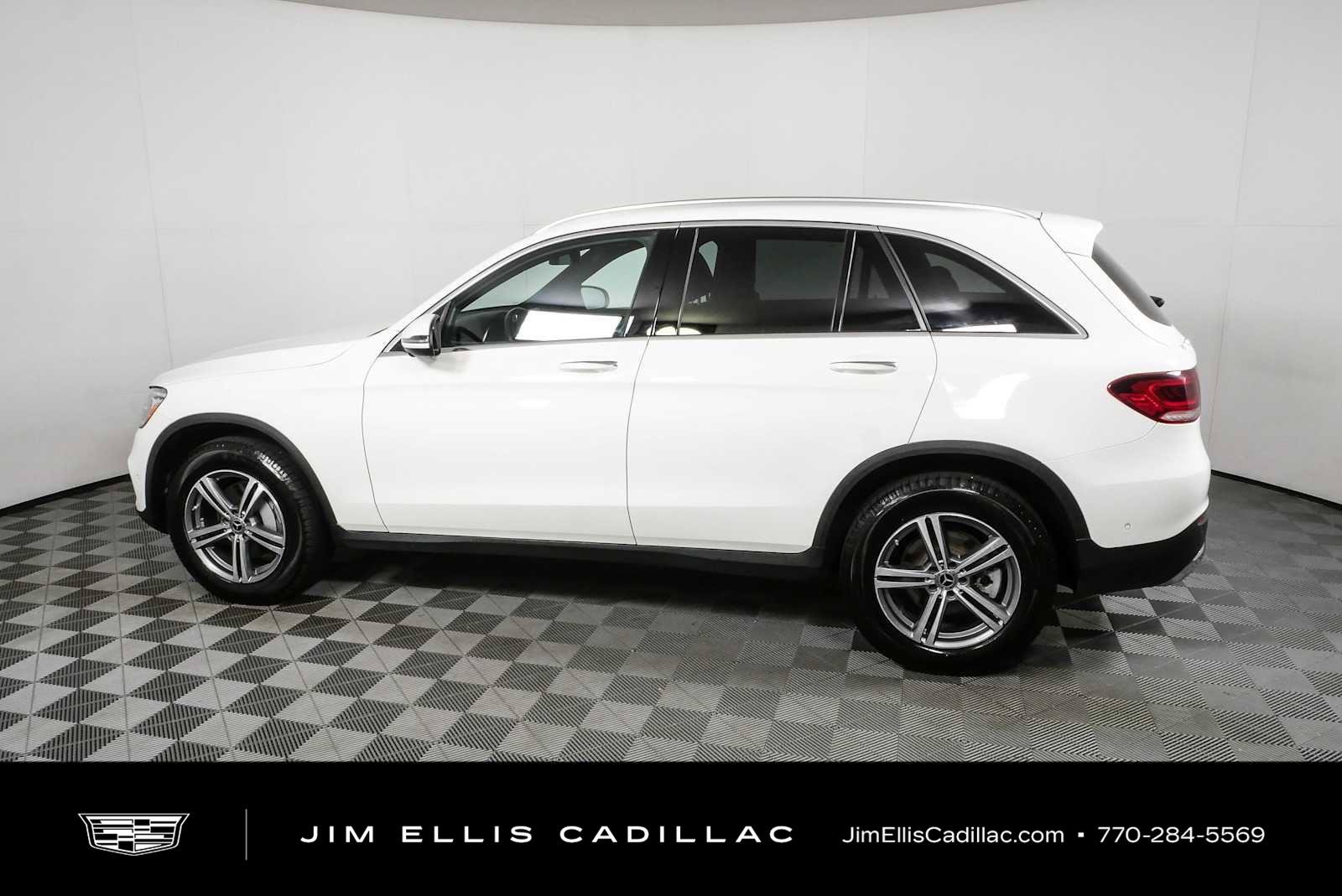 Used 2021 Mercedes-Benz GLC 300 4MATIC w/ Multimedia Package image 29