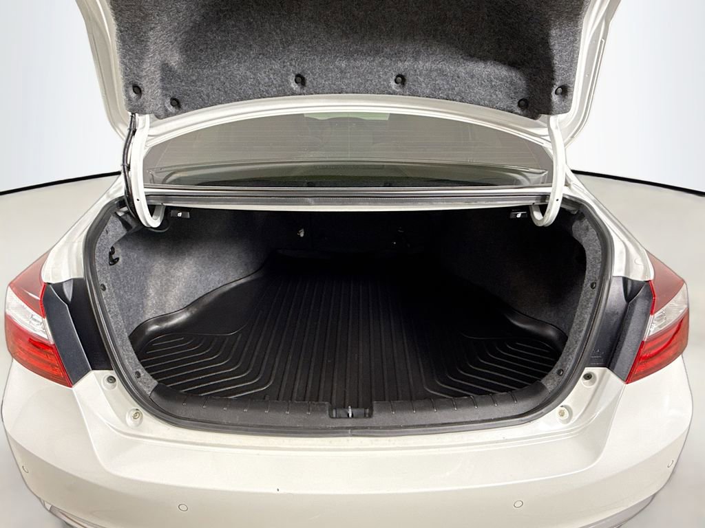 Used 2017 Honda Accord Touring image 29