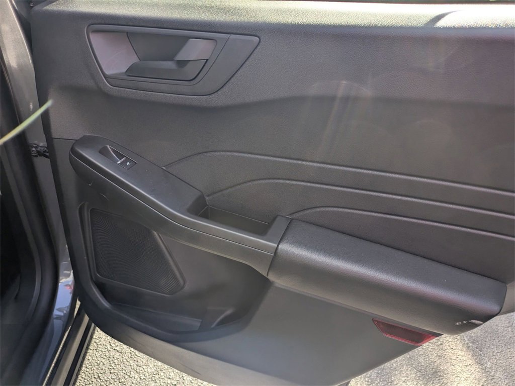 Used 2025 Ford Escape Active image 30