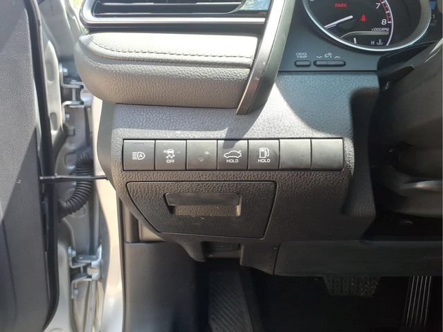 Used 2023 Toyota Camry XLE FWD image 14