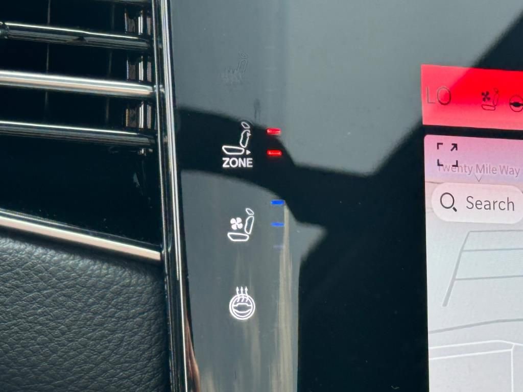 New 2024 Jeep Wagoneer 4WD w/ Premium Group I image 18