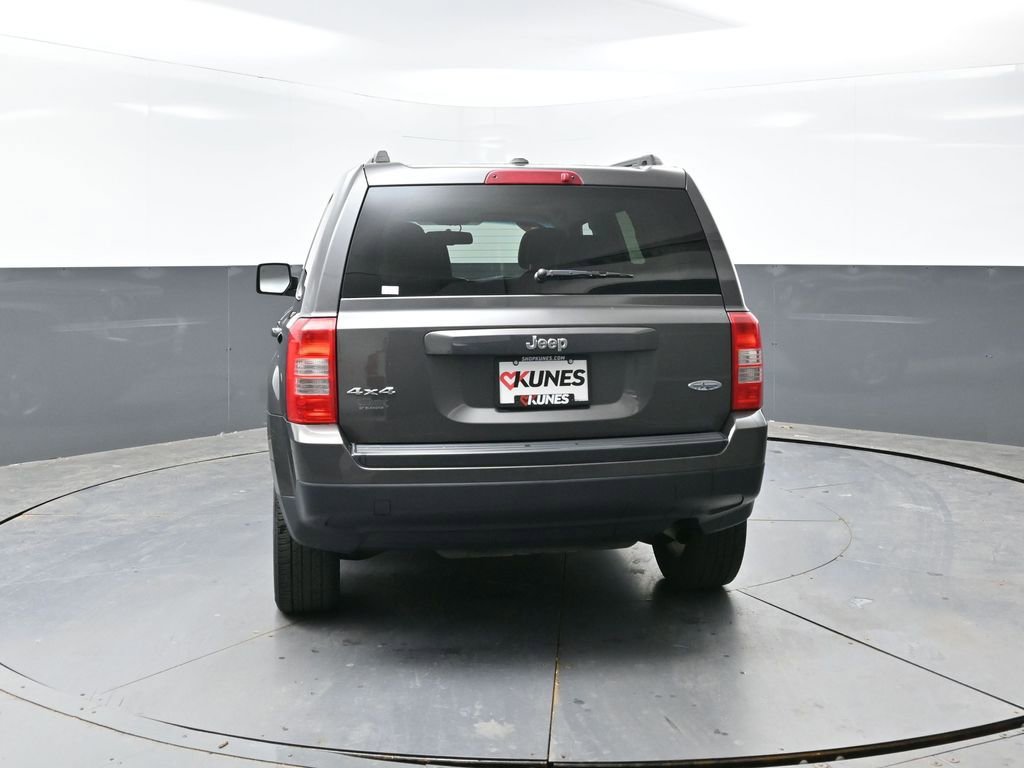 Used 2015 Jeep Patriot High Altitude image 11