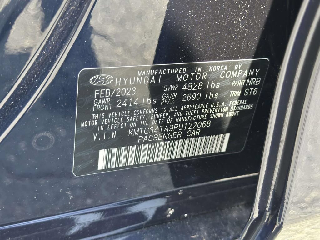 Used 2023 Genesis G70 2.0T w/ Sport Prestige Package AWD/4WD image 15