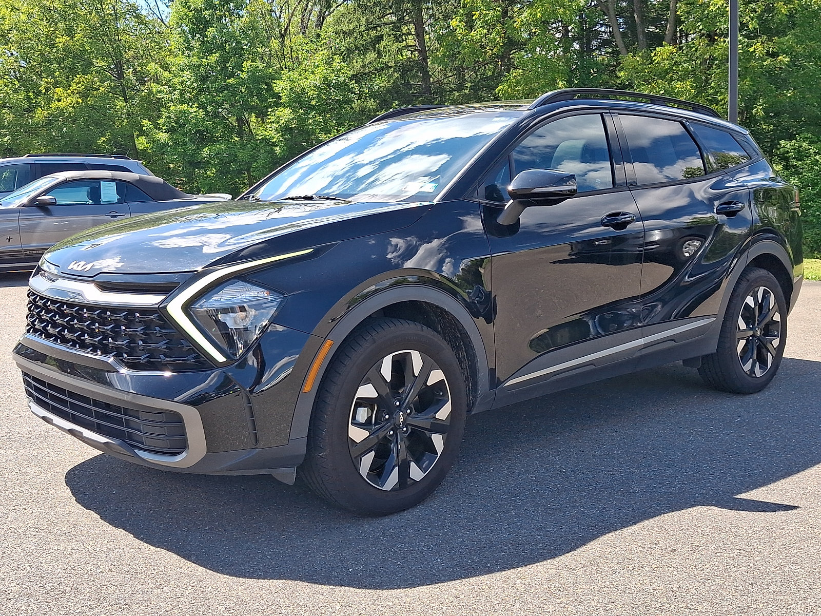 Used 2023 Kia Sportage X-Line w/ X-Line Premium Package AWD/4WD image 3