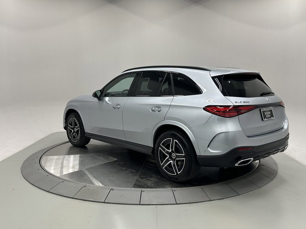 Certified 2024 Mercedes-Benz GLC 300 4MATIC image 5