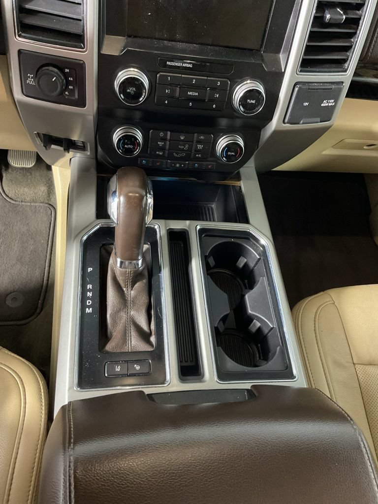 Used 2019 Ford F150 Lariat w/ Equipment Group 502A Luxury AWD/4WD image 31