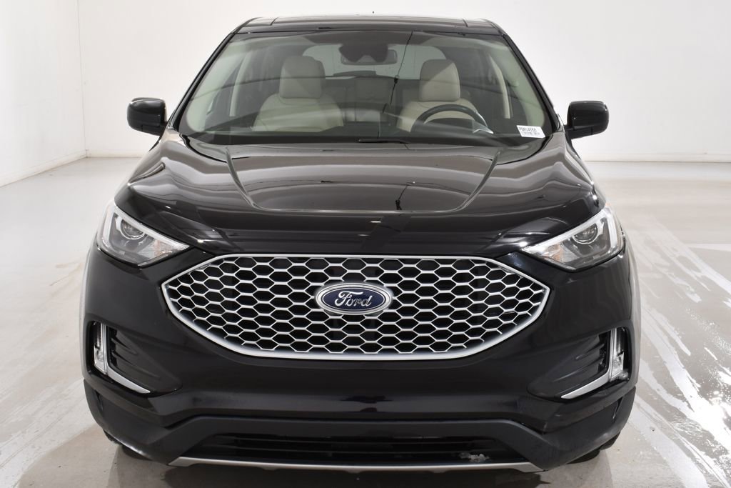 Used 2023 Ford Edge SEL w/ Convenience Package image 3