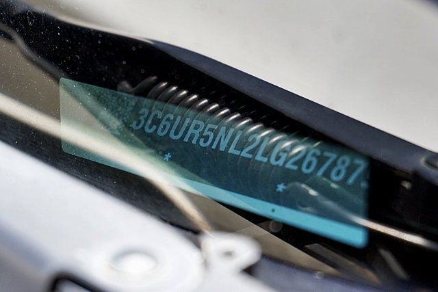 Used 2020 RAM 2500 Laramie w/ Night Edition image 41