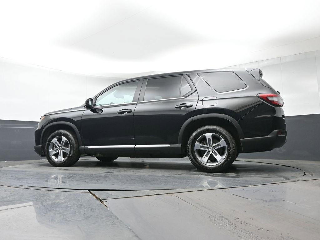 Used 2023 Honda Pilot EX-L image 32