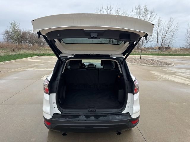 Used 2017 Ford Escape Titanium AWD/4WD image 13