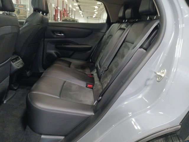 Used 2024 Nissan Ariya AWD image 28
