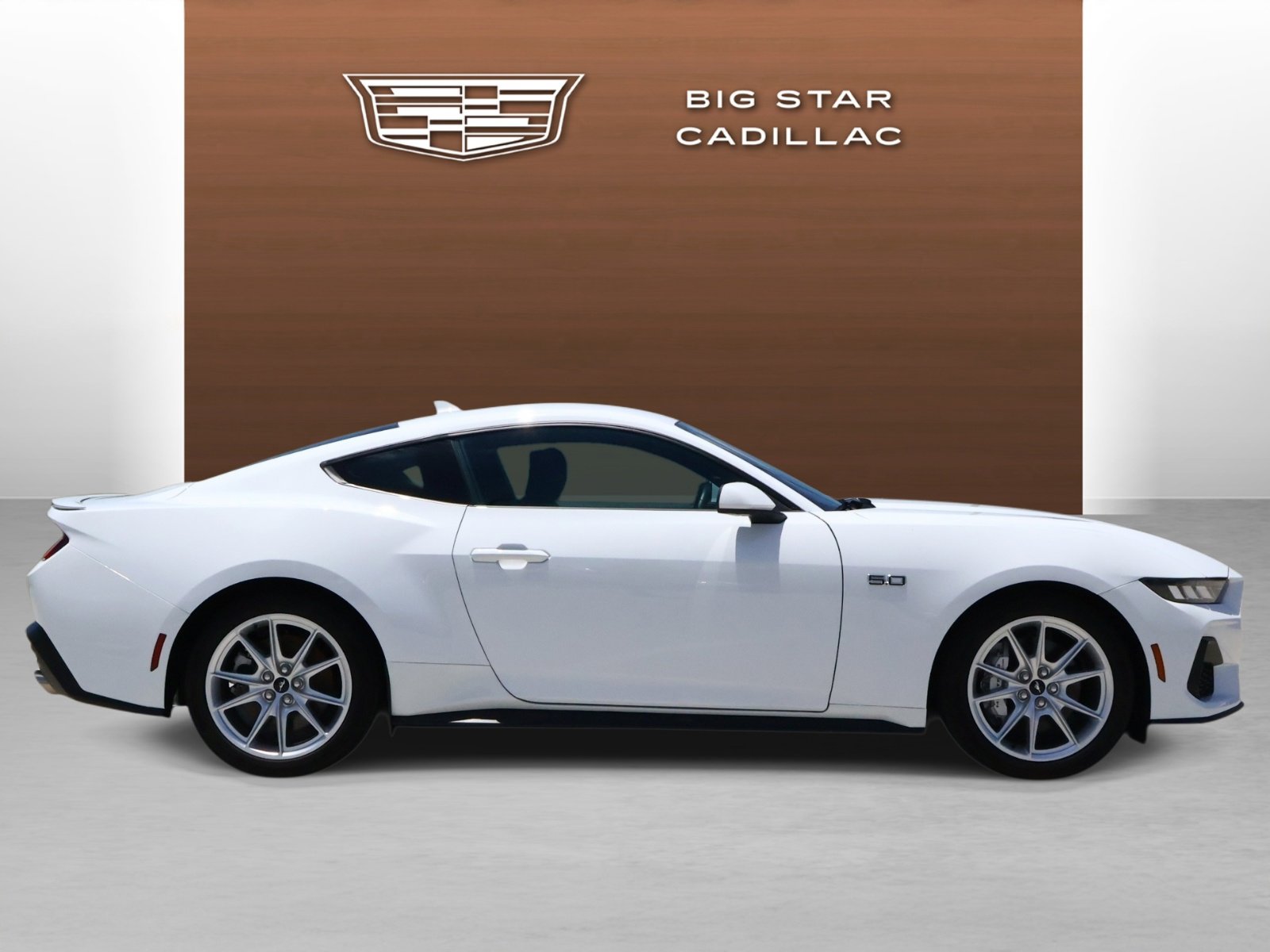 Used 2024 Ford Mustang GT Premium RWD image 6