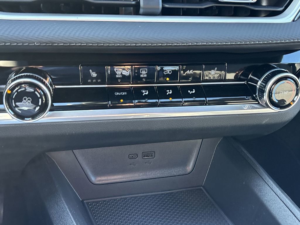 New 2026 Chevrolet Equinox LT image 19