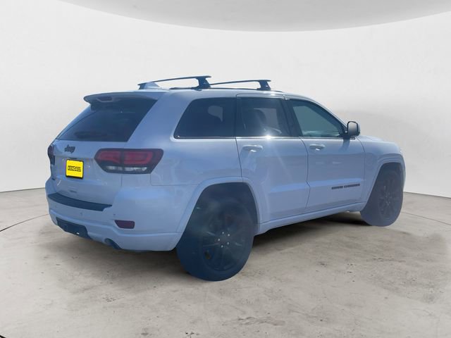 Used 2020 Jeep Grand Cherokee Altitude image 5