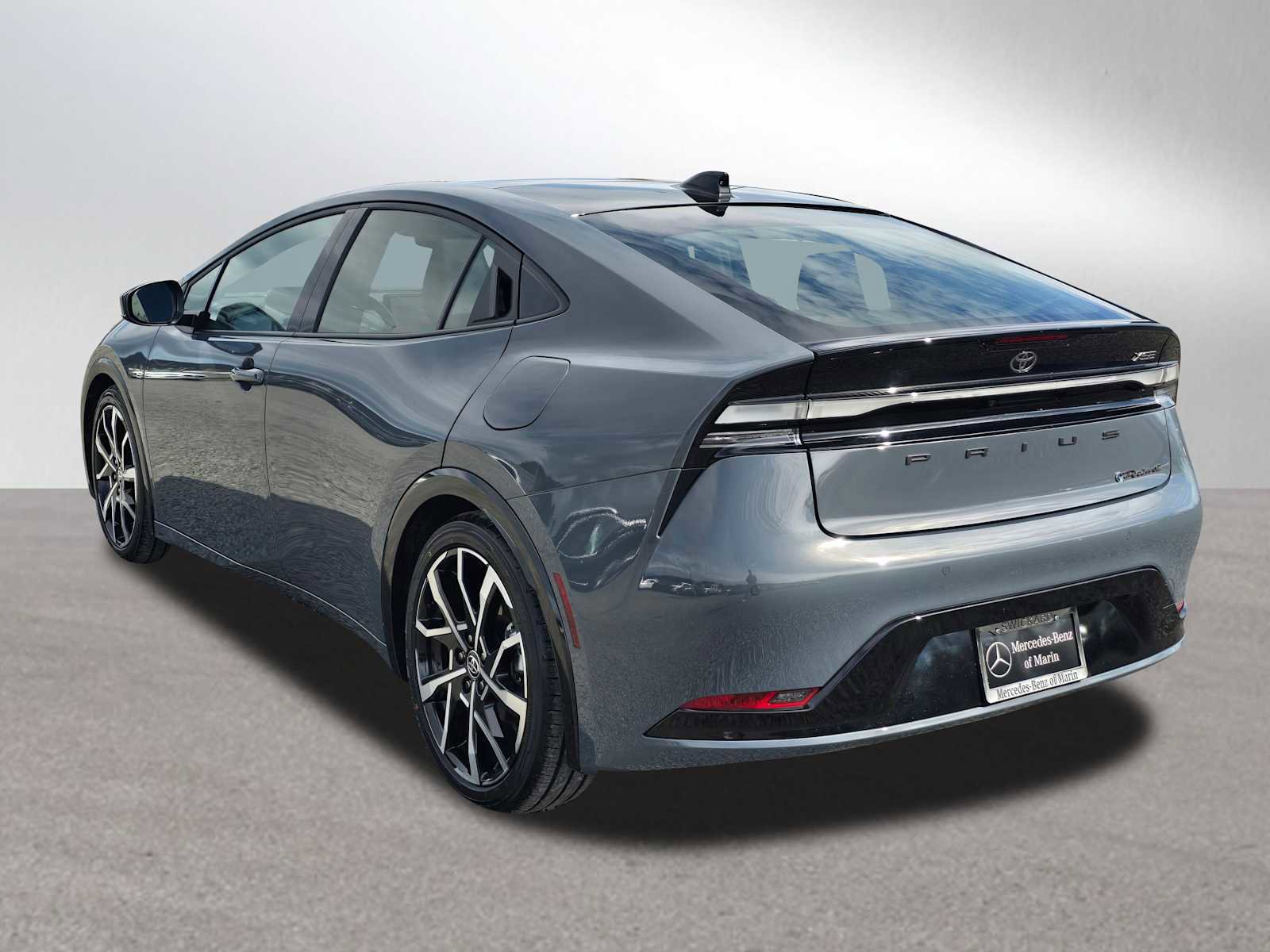 Used 2023 Toyota Prius Prime Premium image 5