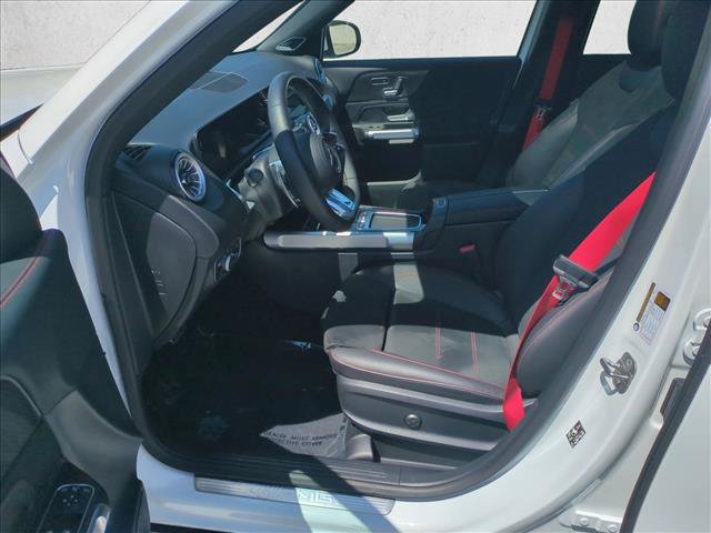 Used 2025 Mercedes-Benz GLB 35 AMG 4MATIC image 16