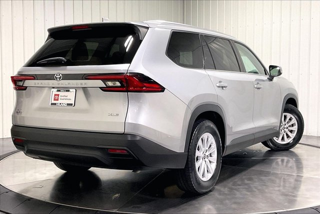 Certified 2025 Toyota Grand Highlander AWD image 14