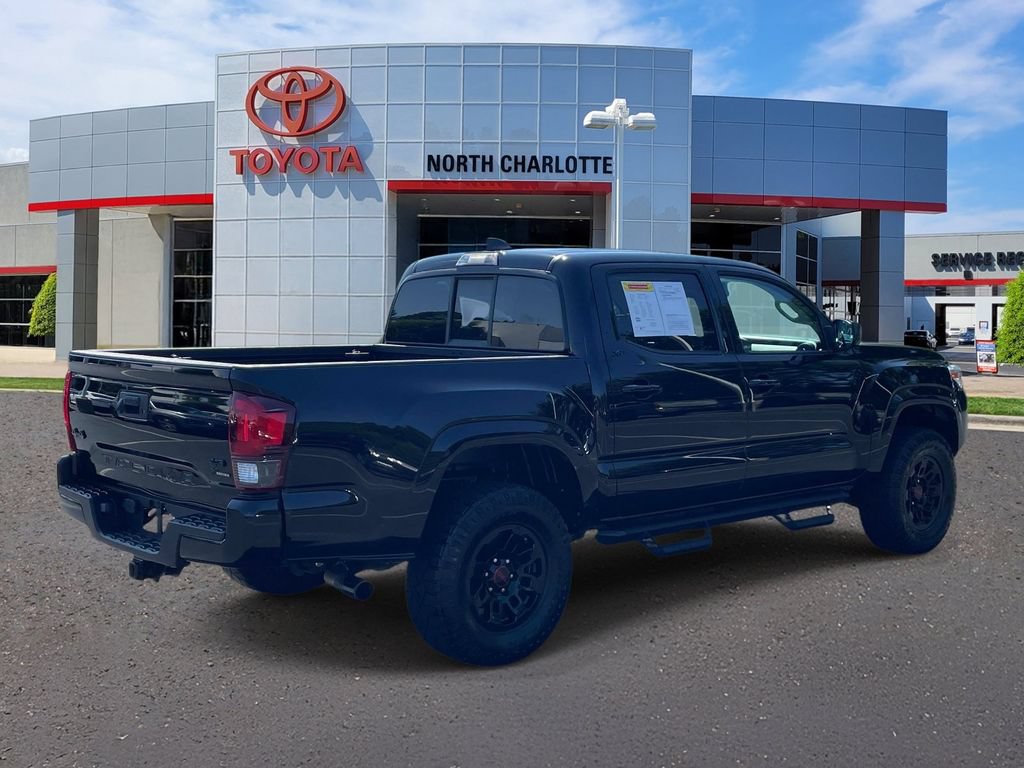 Used 2022 Toyota Tacoma SR AWD/4WD image 8