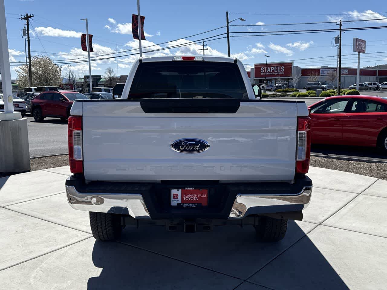 Used 2017 Ford F350 XL w/ Power Equipment Group AWD/4WD image 4