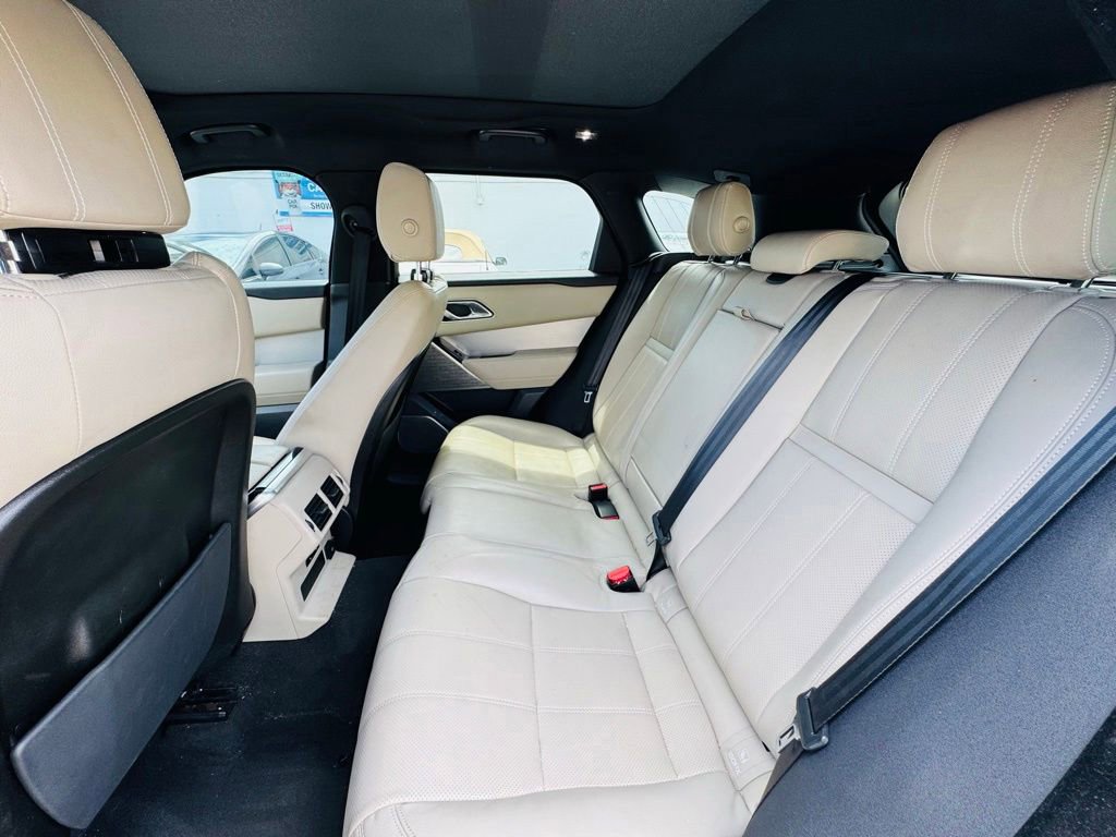 Used 2019 Land Rover Range Rover Velar R-Dynamic SE AWD/4WD image 12