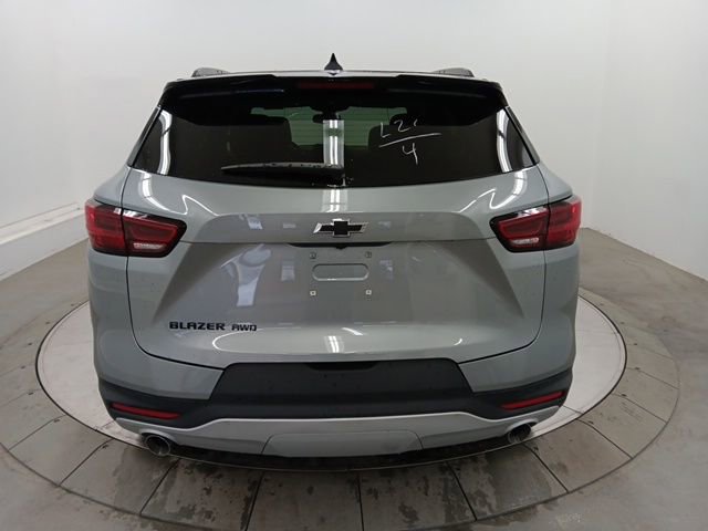New 2026 Chevrolet Blazer LT w/ Midnight/Sport Edition image 23