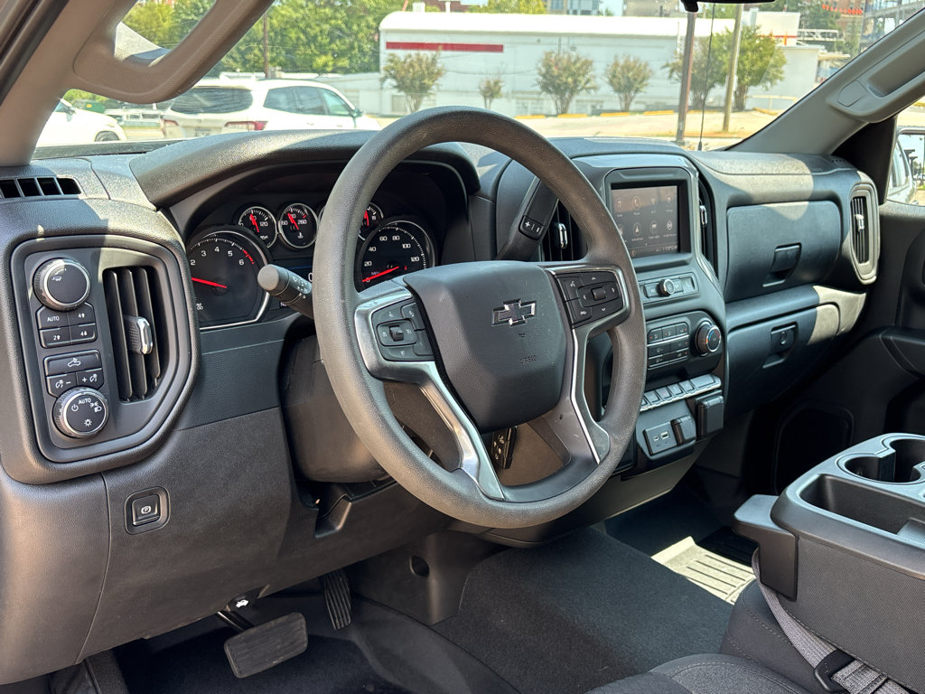 Used 2022 Chevrolet Silverado 1500 Custom Trail Boss w/ Safety Confidence Package AWD/4WD image 11