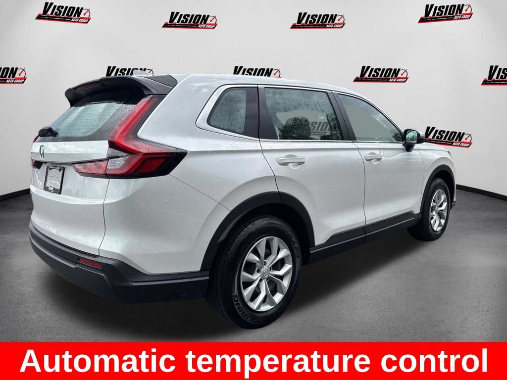 Used 2023 Honda CR-V LX image 5