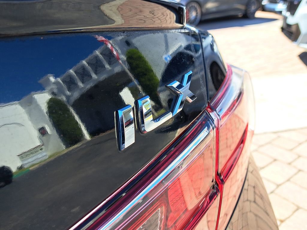 Used 2018 Acura ILX w/ Special Edition Package image 6