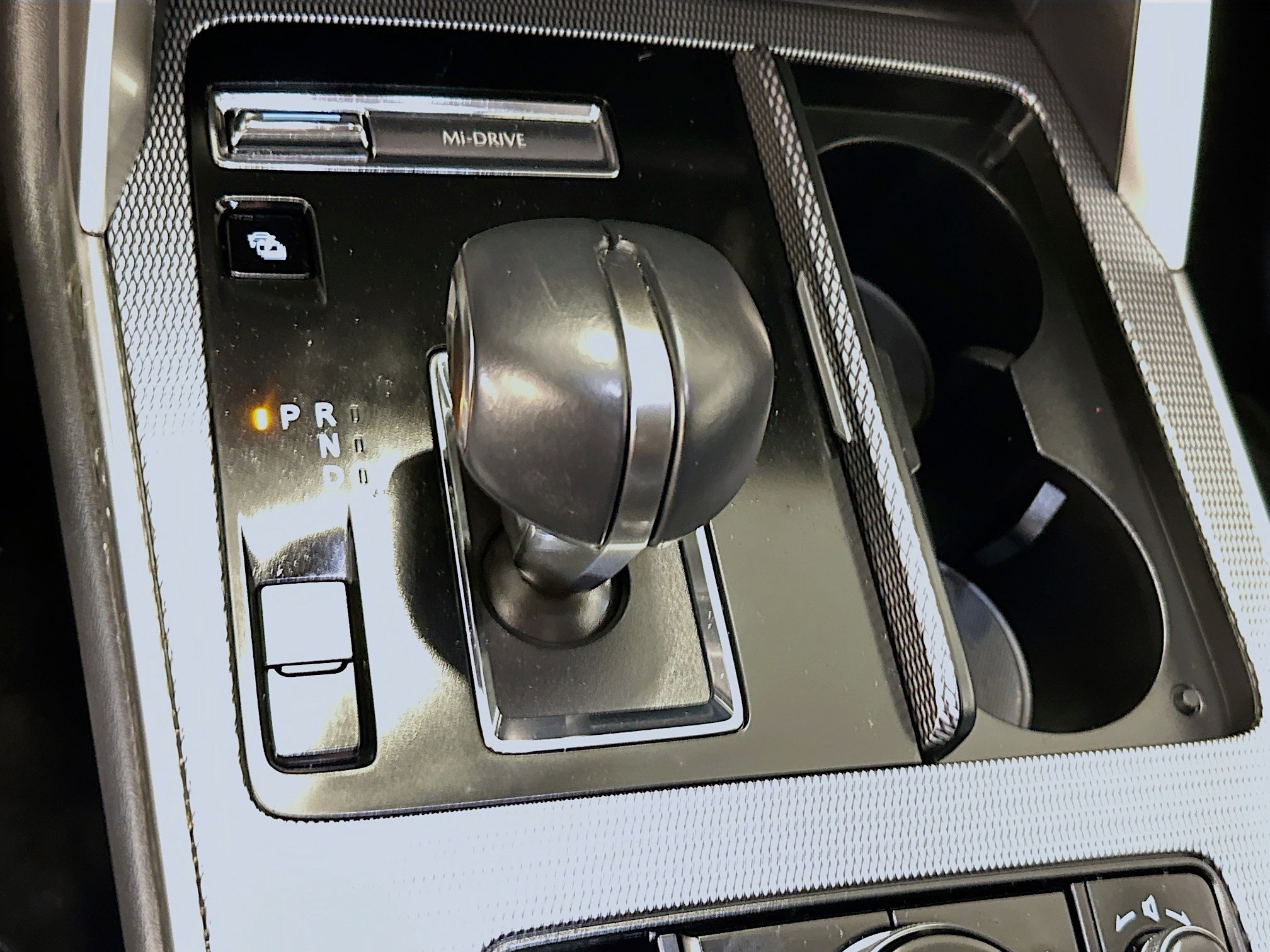 Used 2024 MAZDA CX-90 Plug-In Hybrid w/ Preferred image 25