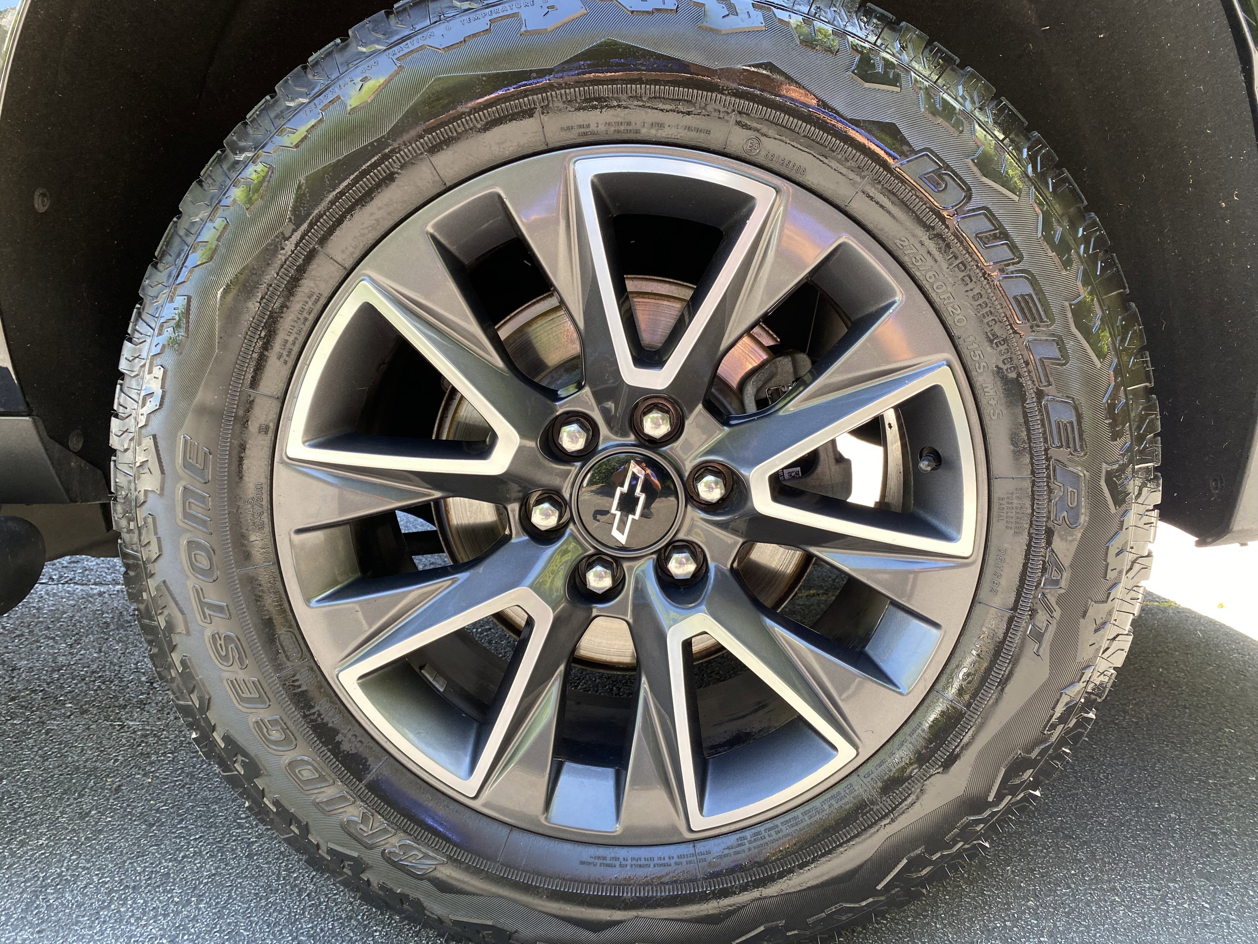 Used 2021 Chevrolet Suburban Z71 w/ Z71 Off-Road Package AWD/4WD image 44